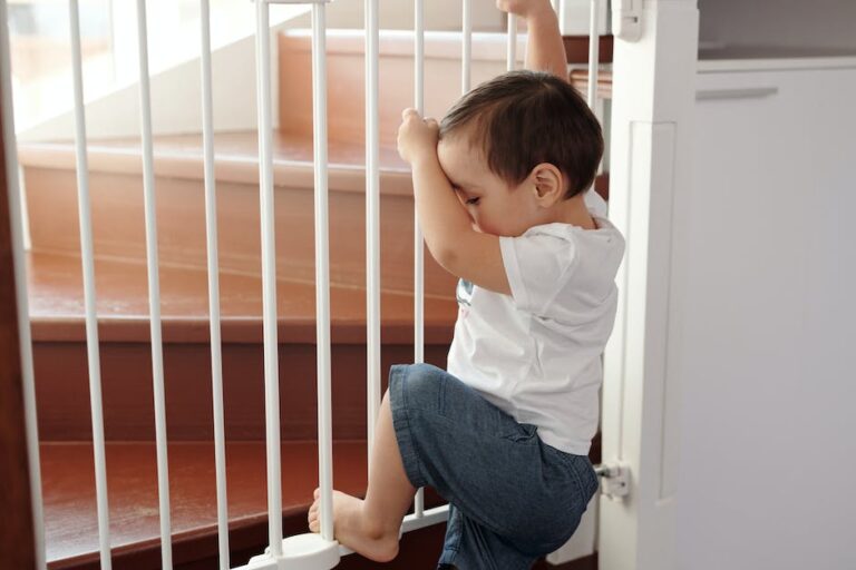 Wann ist der richtige Zeitpunkt, damit Ihr Kind Treppen laufen kann?
